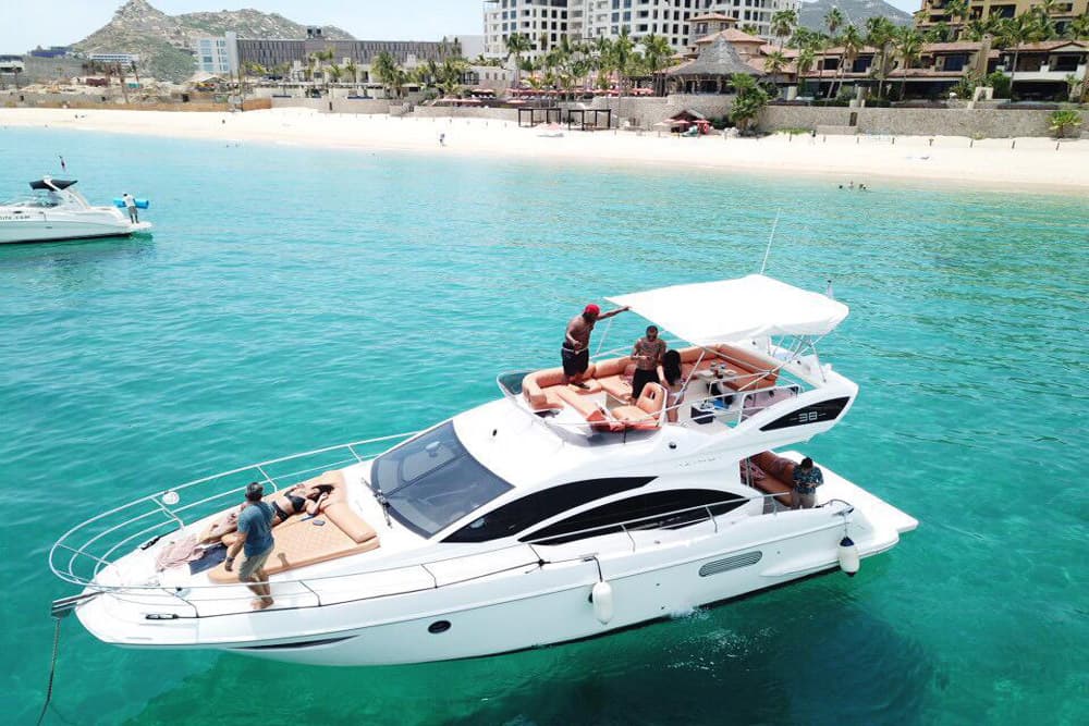 Yate-2-renta-los-cabos-king-yacht